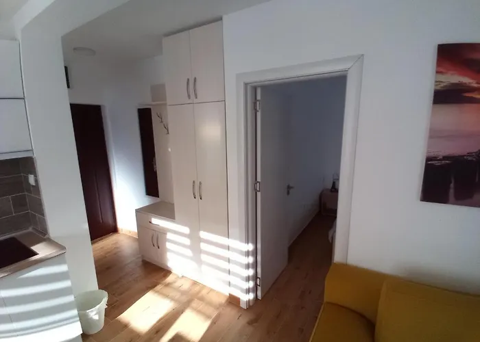 Mk アパート ズラティボール